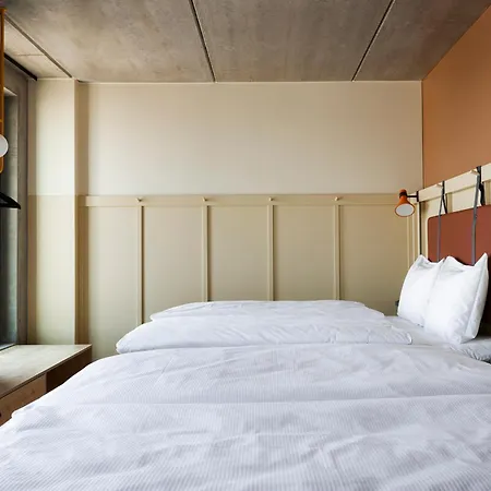 Comfort Hotel Helsinki Airport-3